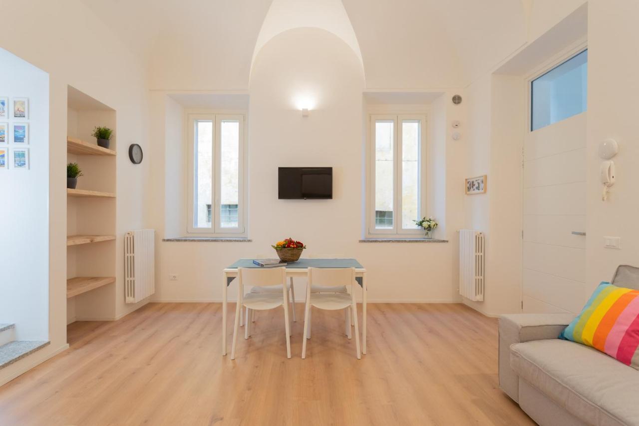 Lovely Corner In The Heart Of The Lake By Rent All Como Buitenkant foto