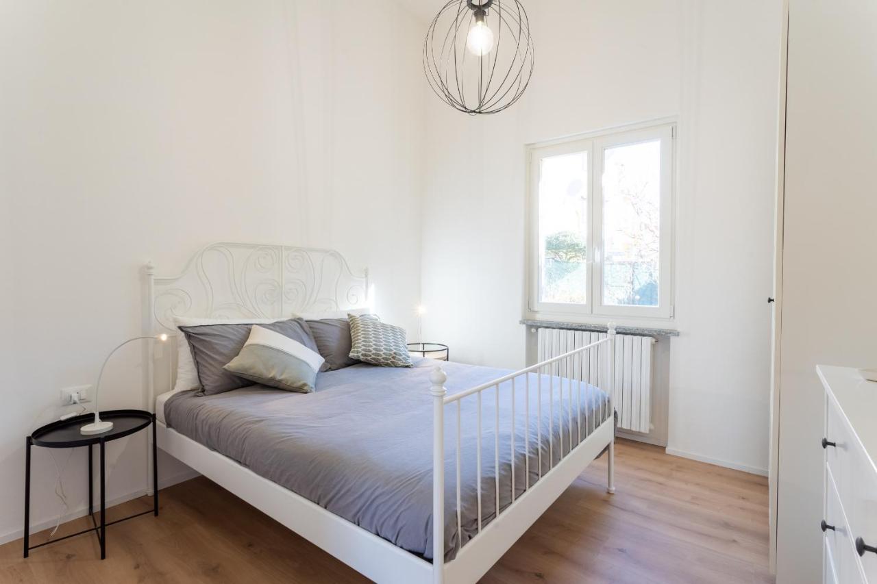 Lovely Corner In The Heart Of The Lake By Rent All Como Buitenkant foto