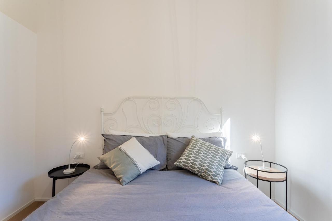 Lovely Corner In The Heart Of The Lake By Rent All Como Buitenkant foto