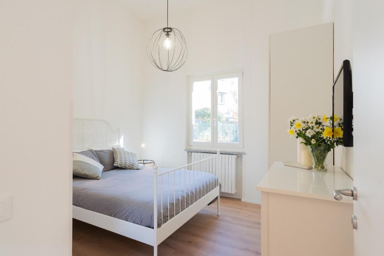 Lovely Corner In The Heart Of The Lake By Rent All Como Buitenkant foto