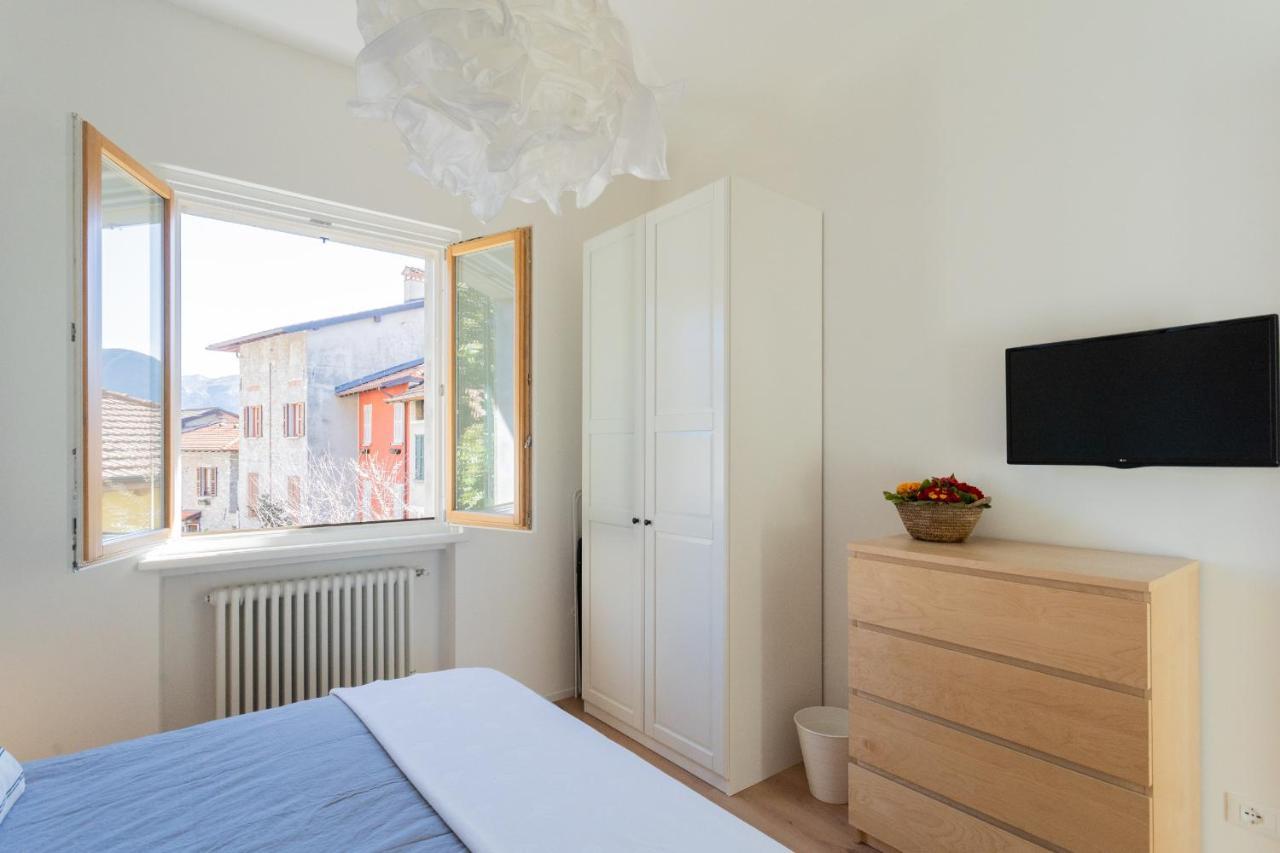 Lovely Corner In The Heart Of The Lake By Rent All Como Buitenkant foto